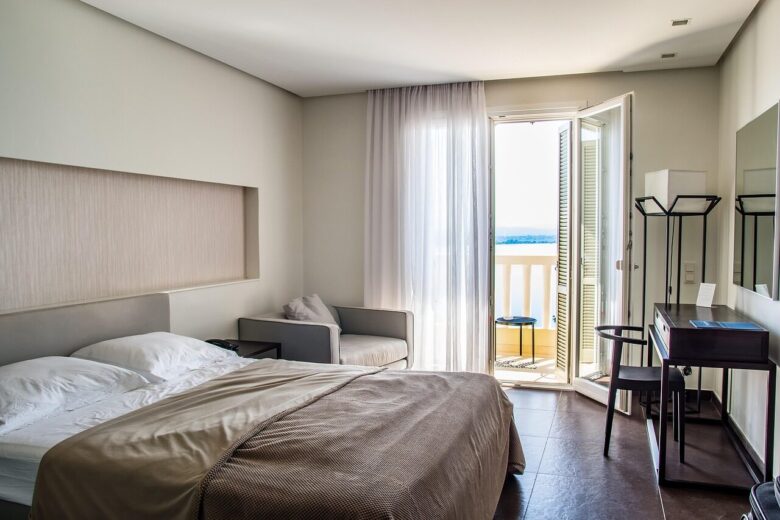 to travel, hotel room, hotel, room, bed, inner space, business, relaxation, vacations, accommodation, suite, tourist, room hotel, double bed, sleep, pension, bedspread, resort, tourism, hotel room, hotel room, hotel room, hotel, hotel, hotel, hotel, hotel, accommodation